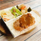 煙燻碳烤醬去骨腿排飯