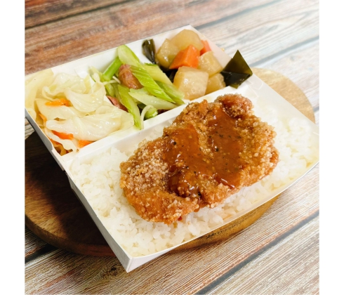 煙燻碳烤醬去骨腿排飯